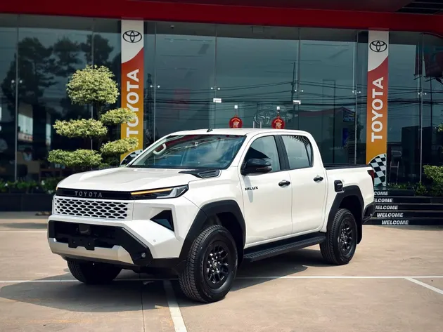 Dịch vụ vận chuyển hàng nông sản Toyota Hilux