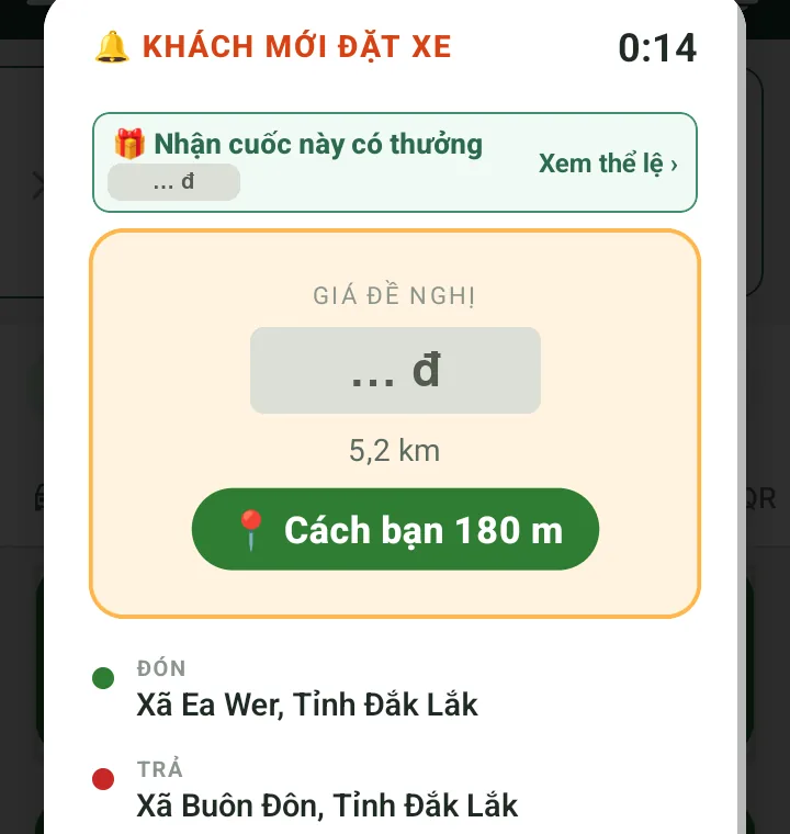 Popup "🔔 KHÁCH MỚI ĐẶT XE": đồng hồ đếm ngược, giá đề nghị, khoảng cách tới bạn, điểm đón và điểm trả